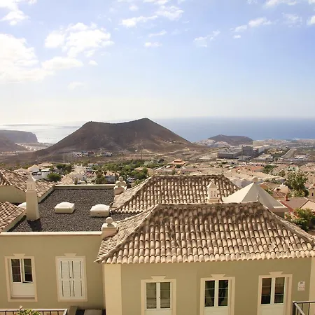 Apartment Residencial Las Lomas 1 *